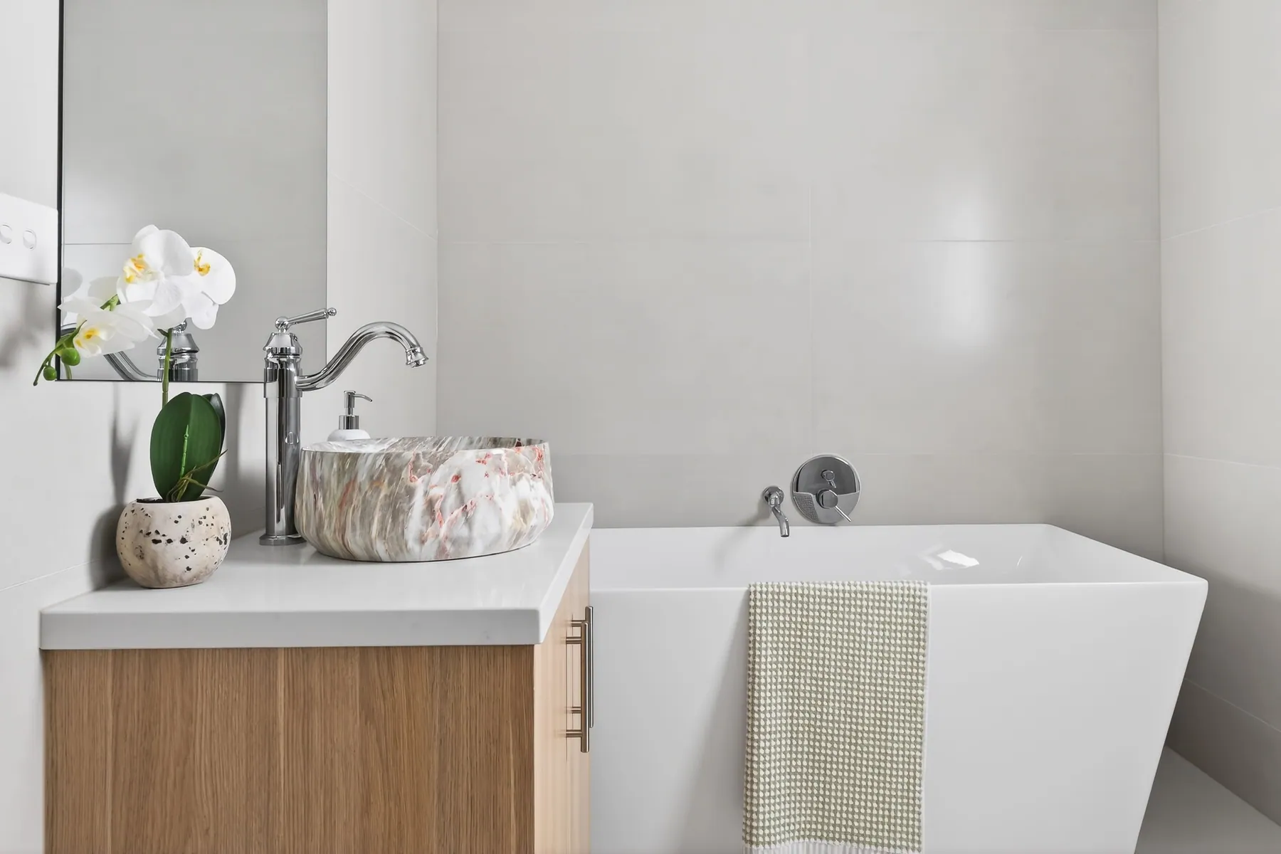 Property photography in Doncaster East by Crispy Media